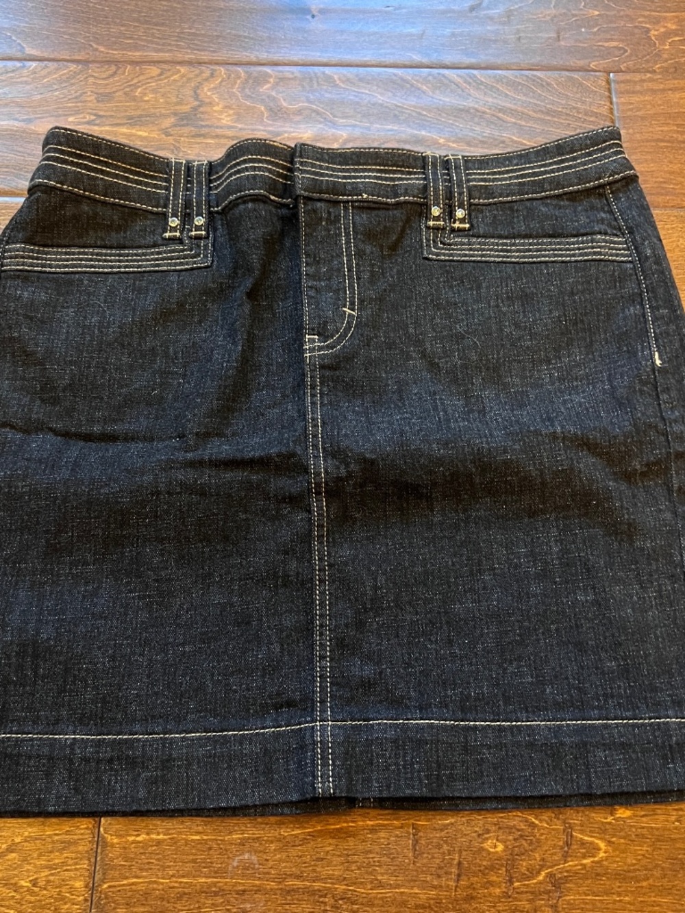 White House Black Market Women’s Mini Dark Blue Denim Skirt Size 10